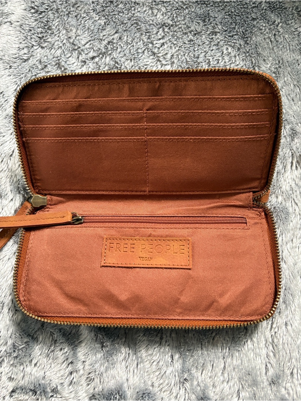 Free People Wallet - Picture 9 of 13